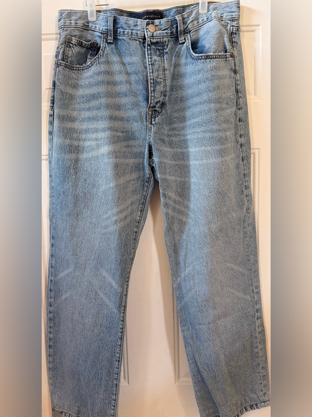 Aeropostale Women’s 90’s Baggy Jeans